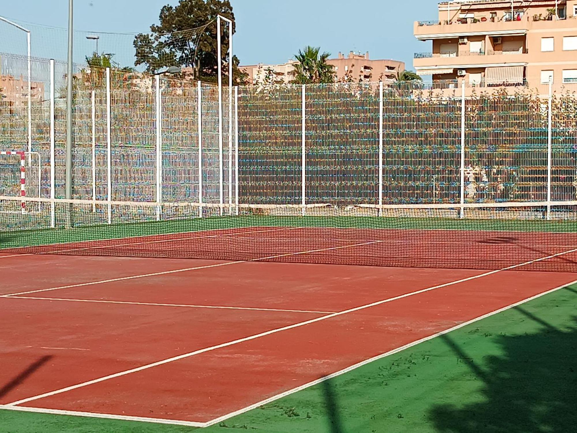 Playa Cannet 20 Km Valencia Piscina Tennis 卡耐特蒂贝兰格 外观 照片